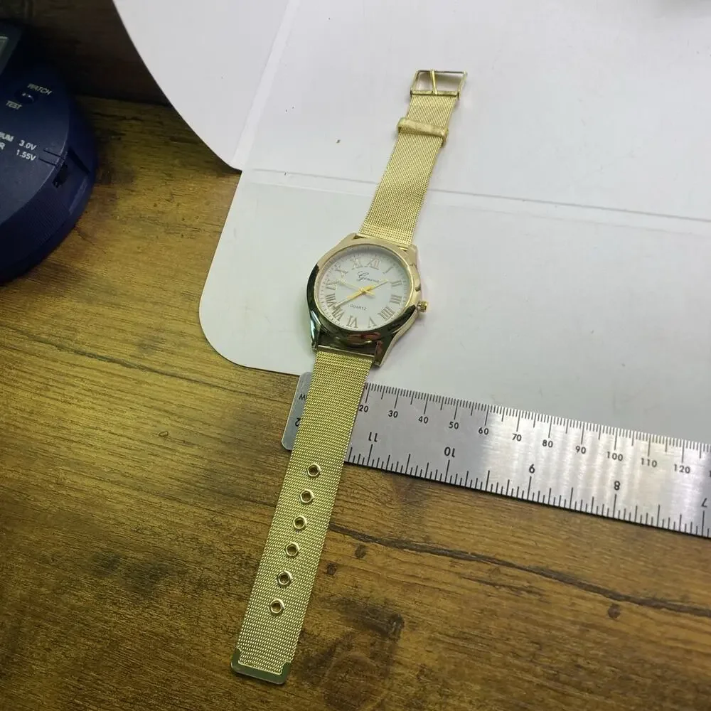 Geneva Womens Gold Tone Quartz Fashion Watch Works New Battery New!